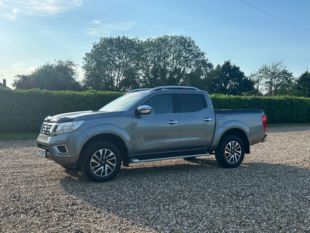 Nissan Navara Tekna Dci Black #59