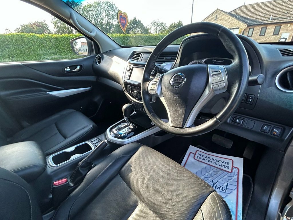 Nissan Navara Tekna Dci Black #47