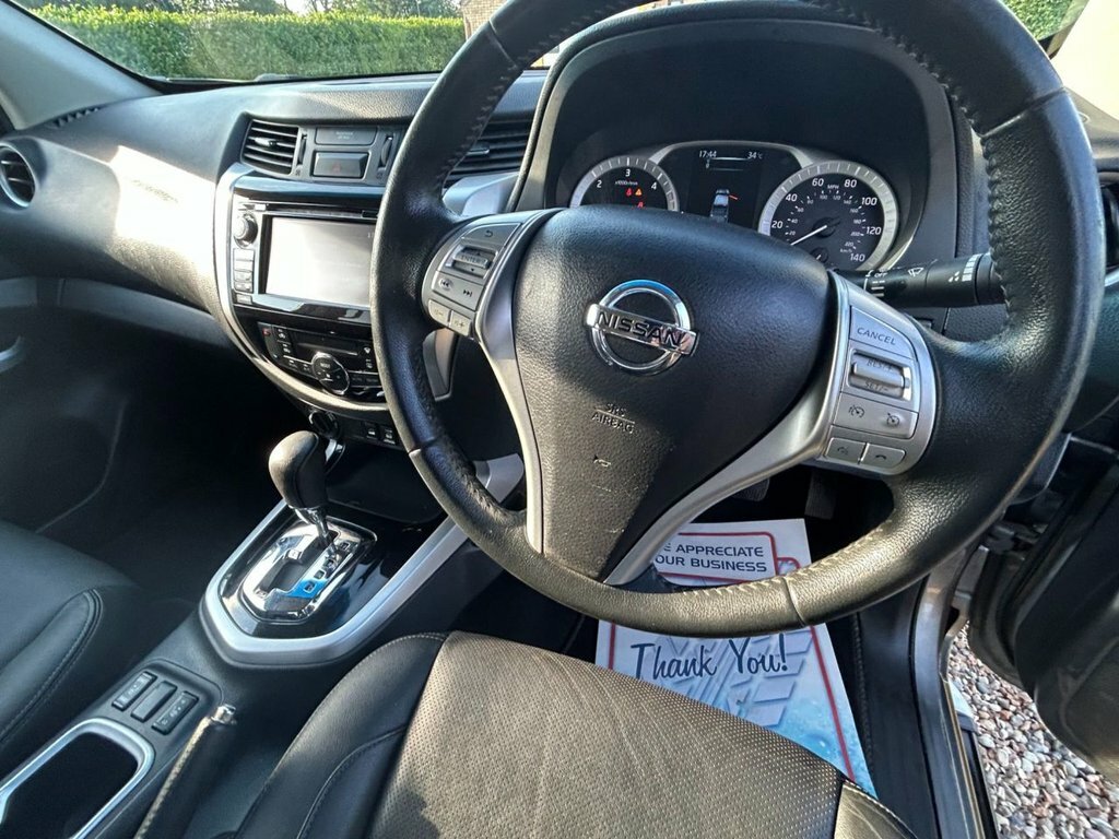 Nissan Navara Tekna Dci Black #49