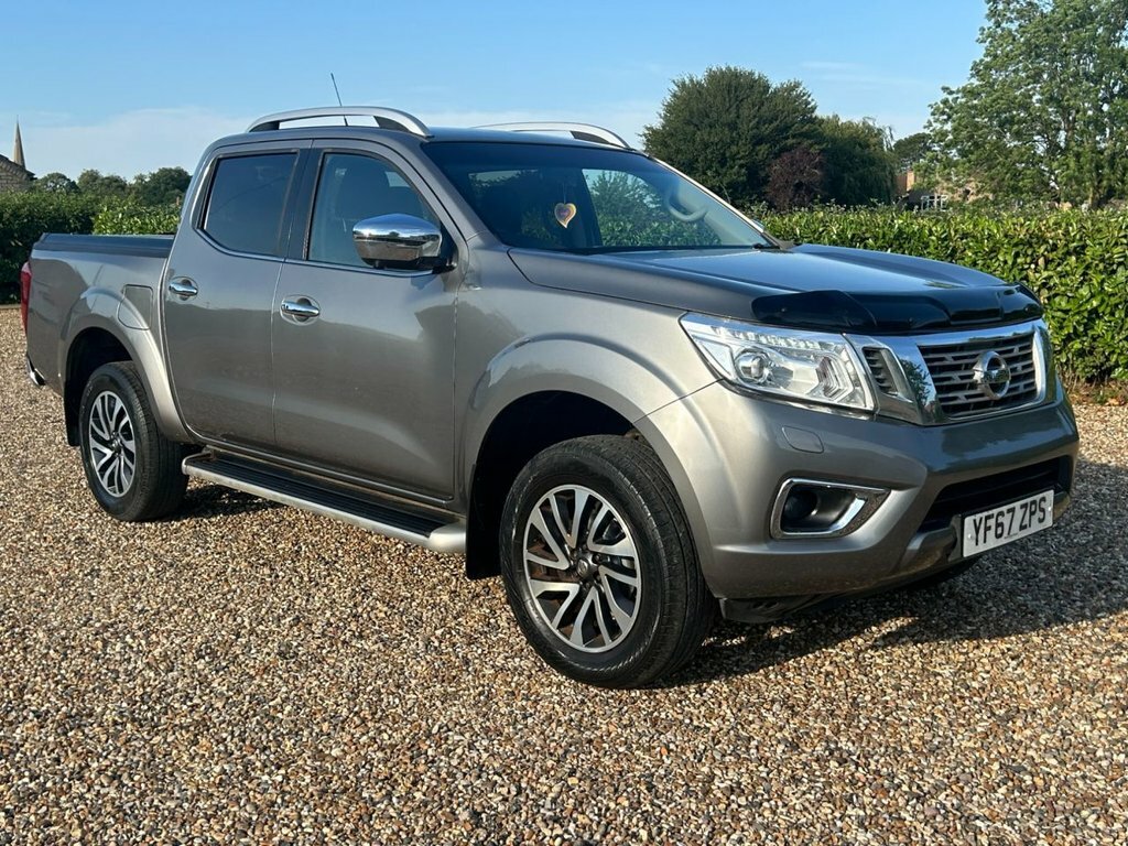 Nissan Navara Tekna Dci Black #68