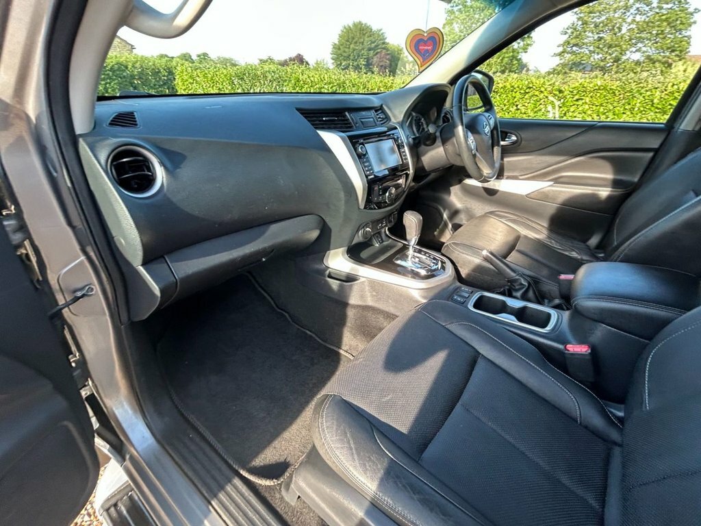 Nissan Navara Tekna Dci Black #28