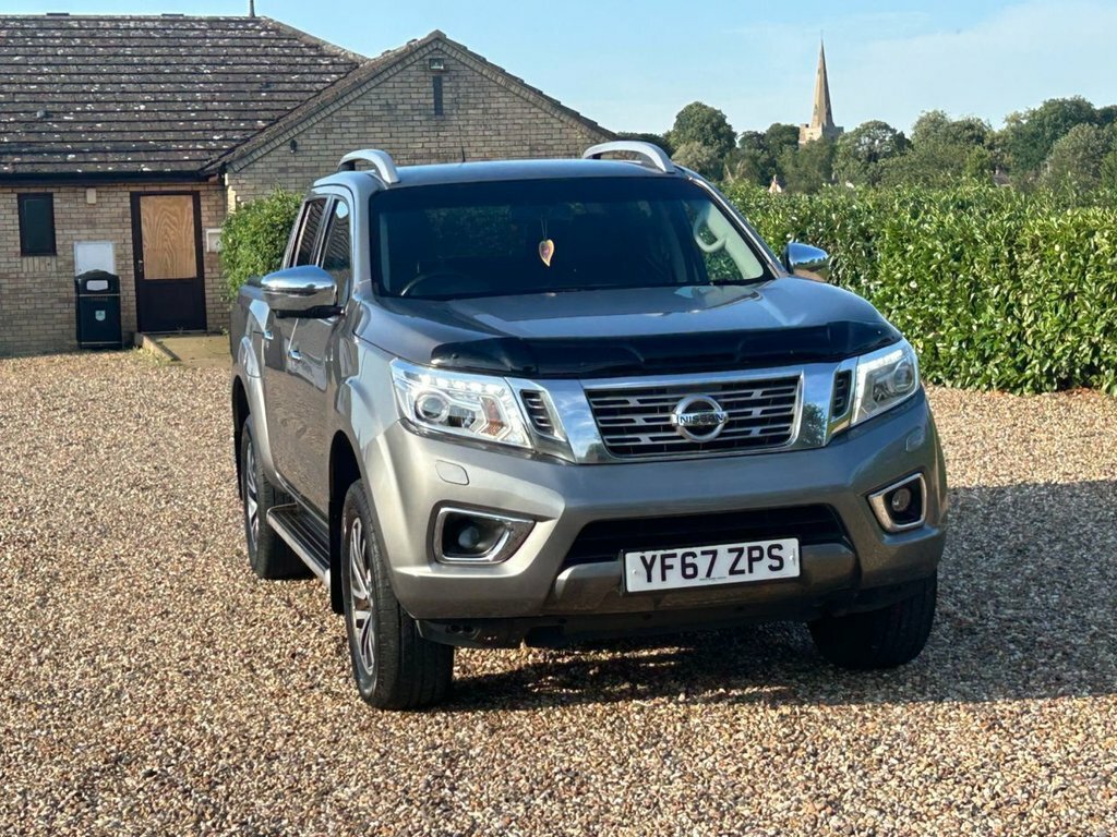 Nissan Navara Tekna Dci Black #56
