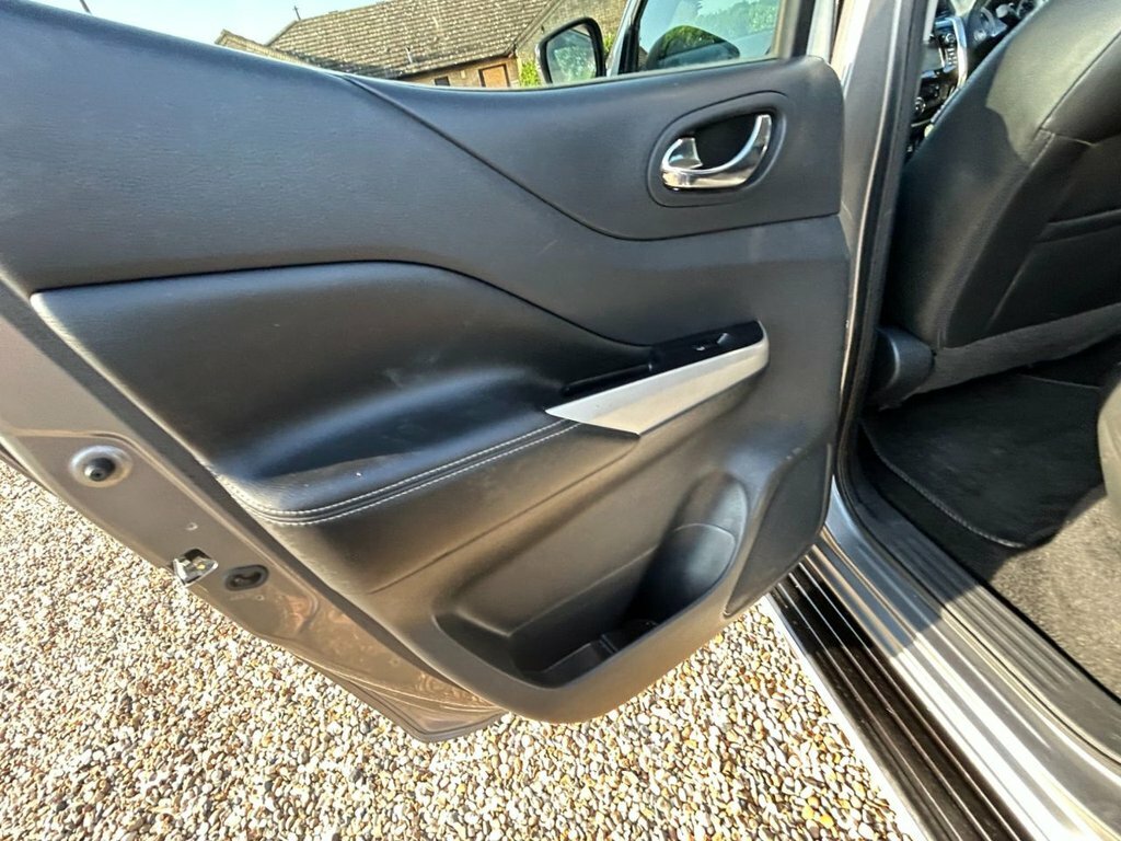 Nissan Navara Tekna Dci Black #36