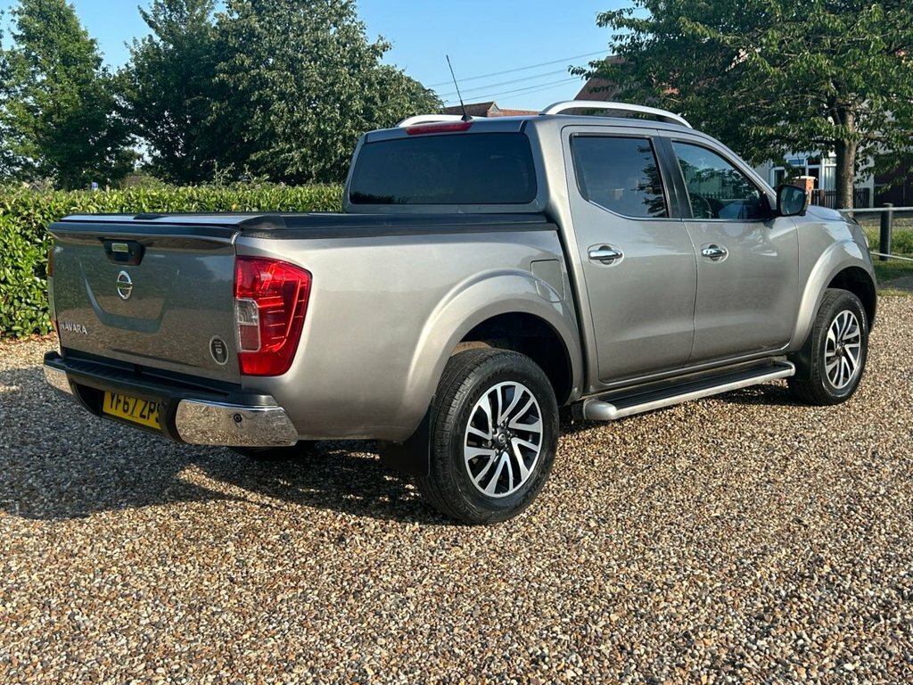 Nissan Navara Tekna Dci Black #67