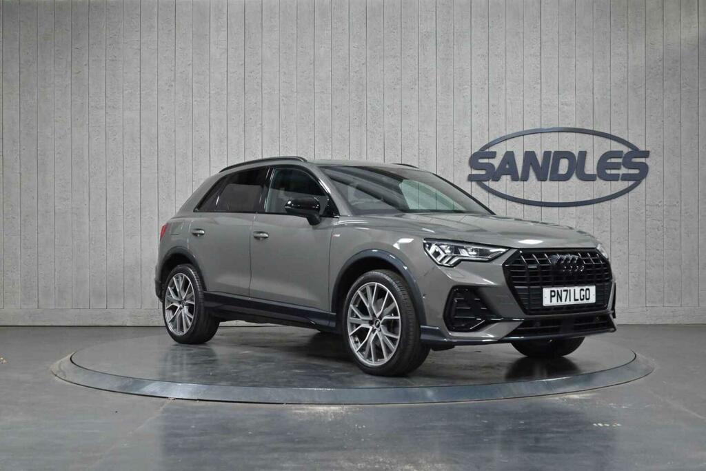 Audi Q3 Vorsprung Grey