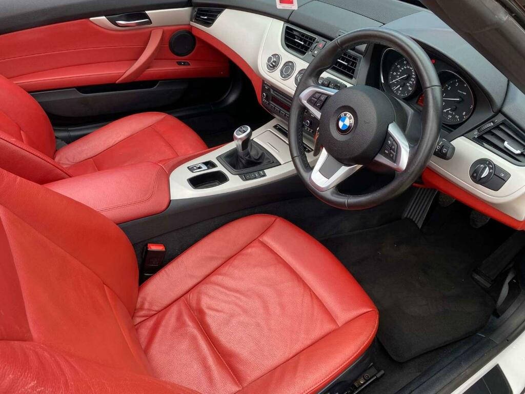 BMW Z4 2.0 18I Sdrive Euro 6 Ss White #2
