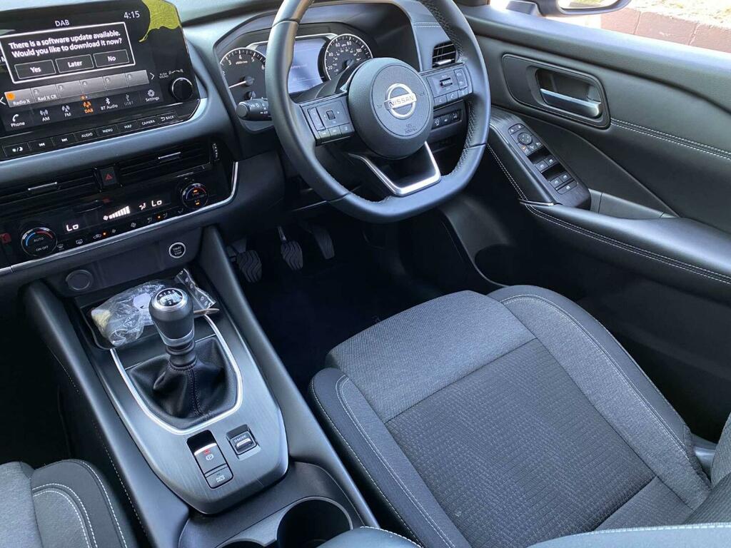 Nissan Qashqai 1.3 Dig-t Mhev N-connecta Euro 6 Ss PF22JPJ Grey #2
