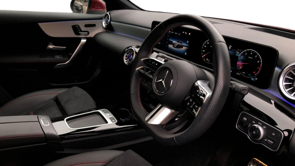 Mercedes-Benz A Class A 200 Amg Line Premium M KR25LOJ Red #3