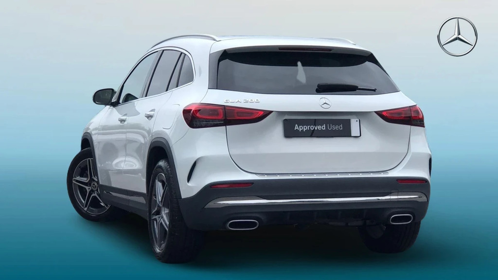 Mercedes-Benz GLA Class Gla 200 Amg Line HX22XTE White #2