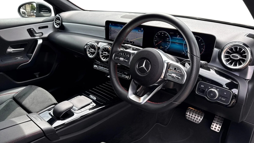 Mercedes-Benz A Class A 200 Amg Line Premium HV20SOA Black #3
