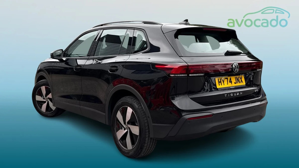 Volkswagen Tiguan Tiguan Life Launch Ed Ets HY74JNX Black #2