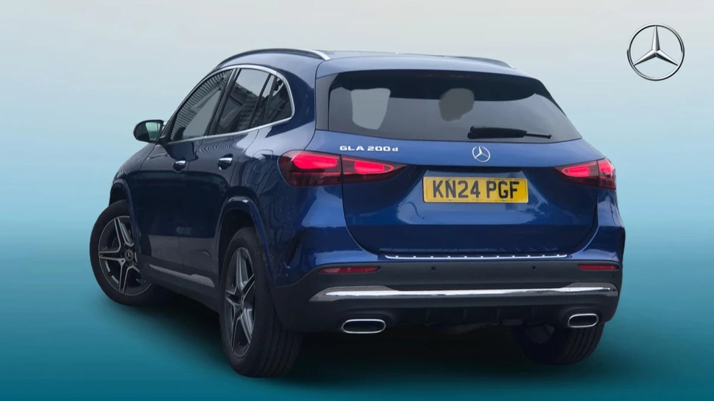 Mercedes-Benz GLA Class Gla 200 Amg Line Premium KN24PGF Blue #2