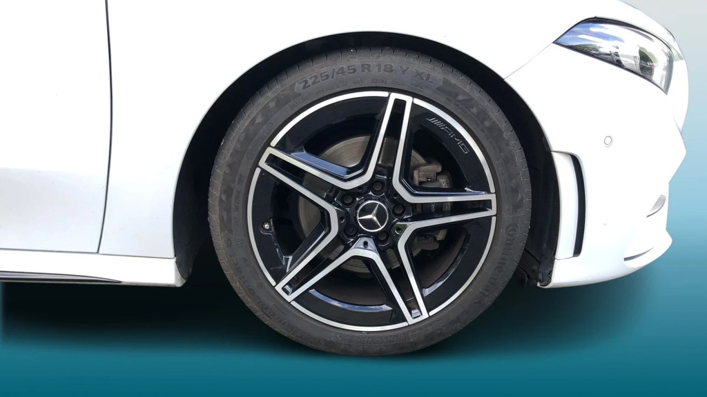 Mercedes-Benz A Class A 180 Amg Line Ed Executi MA22LBO White #5