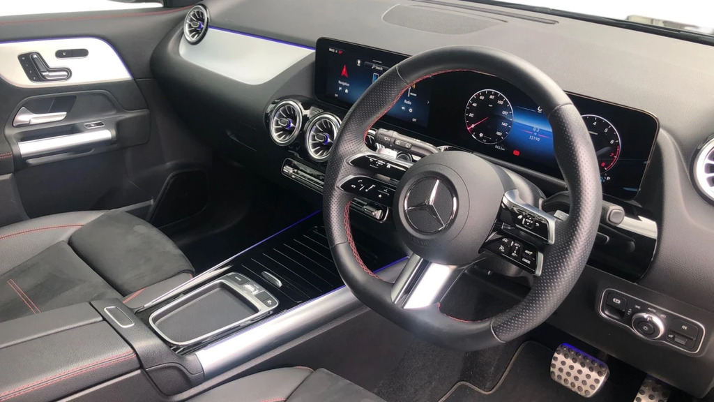 Mercedes-Benz GLA Class Gla 200 Amg Line Prem M OY24VOA Grey #3
