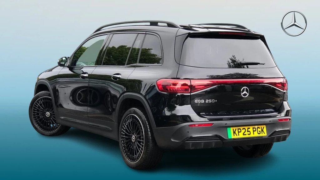 Mercedes-Benz EQB Eqb 250 Amg Line Premium Black #2