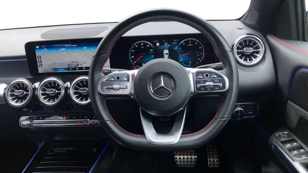 Mercedes-Benz GLB Class Black #9