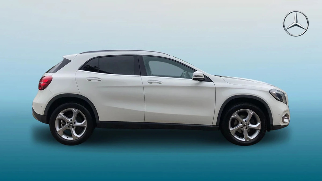 Mercedes-Benz GLA Class Gla 200 Sport Premium D FP67FSV White #4