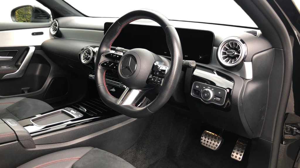 Mercedes-Benz A Class A 180 Amg Line Premium Mh Black #3