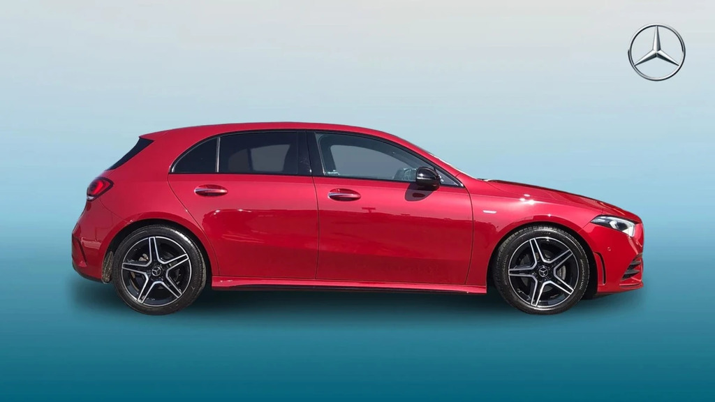 Mercedes-Benz A Class A 180 Amg Line Ed Premium HF22OYP Red #4