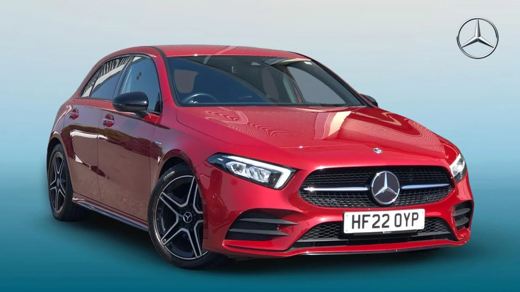 Mercedes-Benz A Class A 180 Amg Line Ed Premium Red