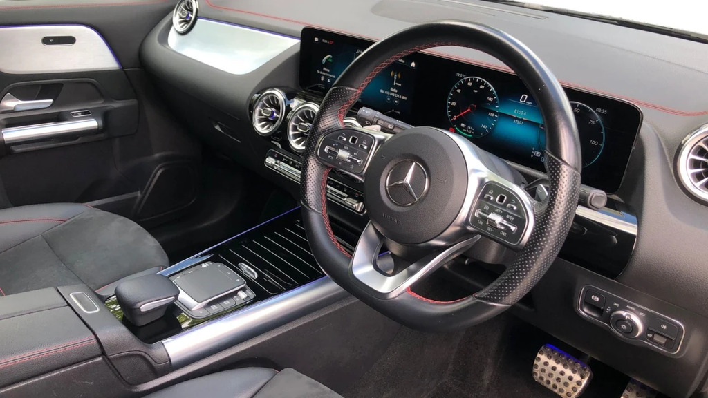 Mercedes-Benz EQA Eqa 350 Amg Line 4Matic Black #3
