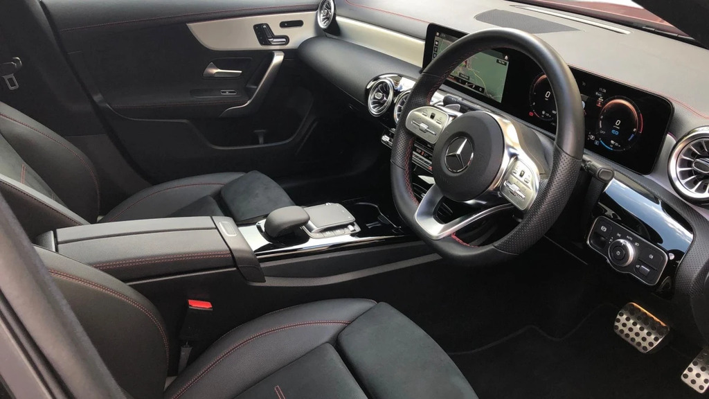 Mercedes-Benz CLA Class Cla 250 Amg Ln Prm Ngt E Red #3