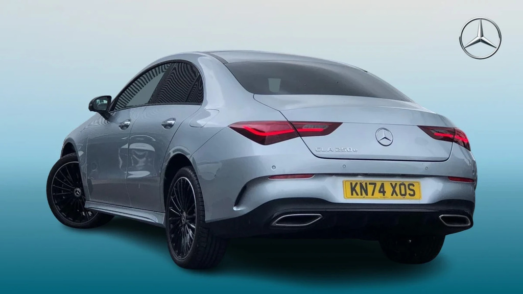 Mercedes-Benz CLA Class Cla 250 Amg Line Premium Silver #2