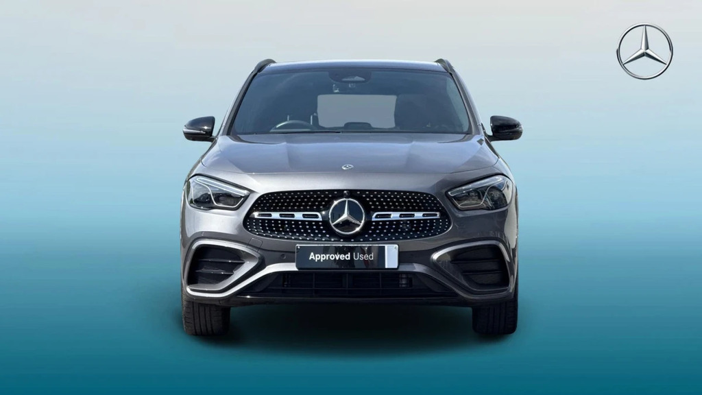 Mercedes-Benz GLA Class Gla 200 Amg Line Premium Grey #6