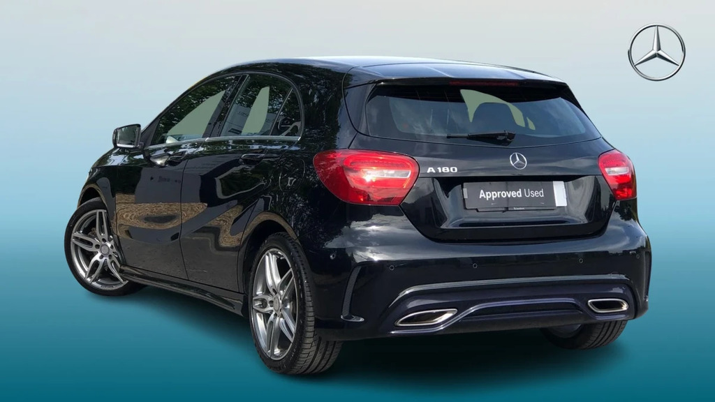 Mercedes-Benz A Class A 180 Amg Line Executive Black #2