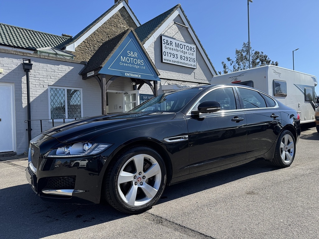 Jaguar XF D Portfolio OW66ATU Black #2