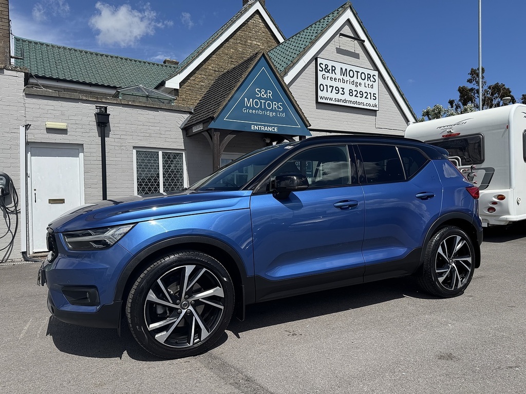 Volvo XC40 D3 R-design KR19ETV Blue #2