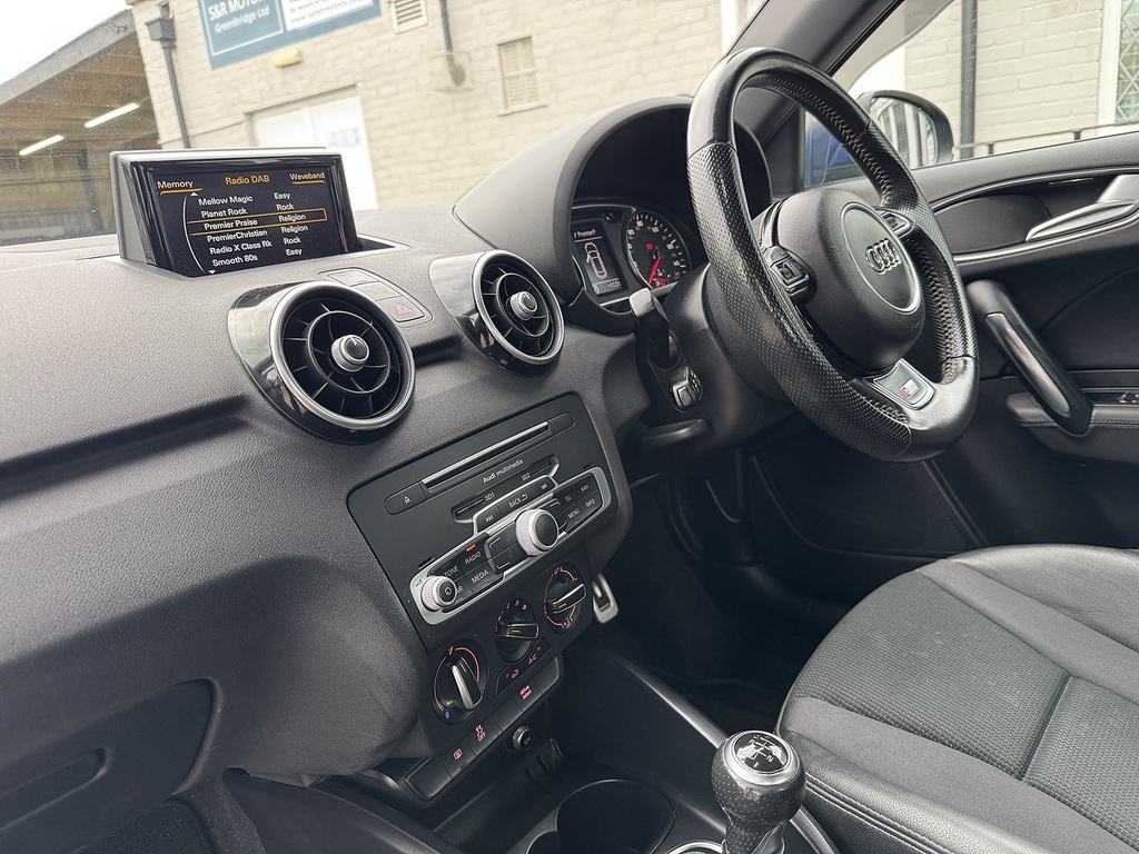 Audi A1 1.4 Sportback Tfsi Sport 123 Bhp Silver #33