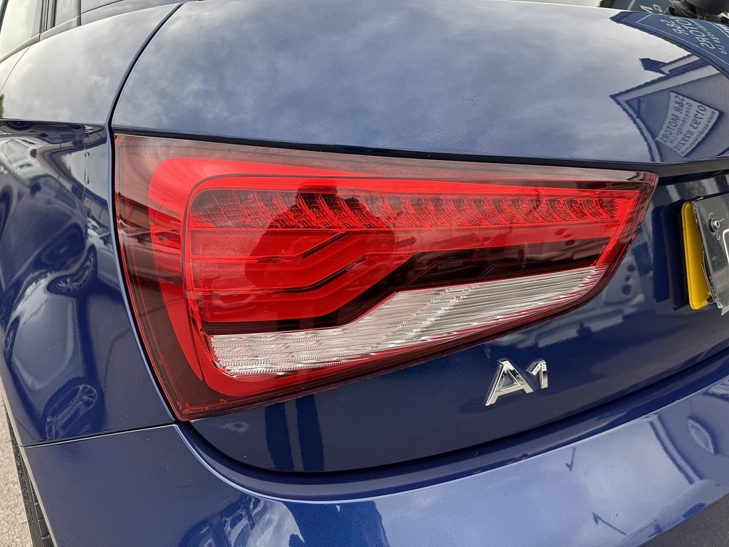 Audi A1 1.4 Sportback Tfsi Sport 123 Bhp Silver #14