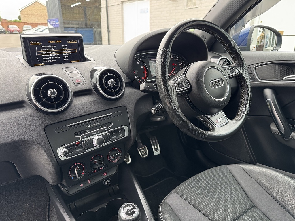 Audi A1 1.4 Sportback Tfsi Sport 123 Bhp Silver #31