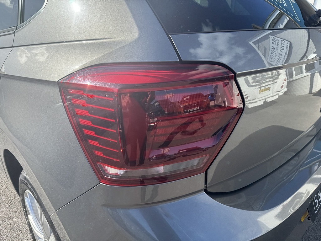 Volkswagen Polo Active Silver #7