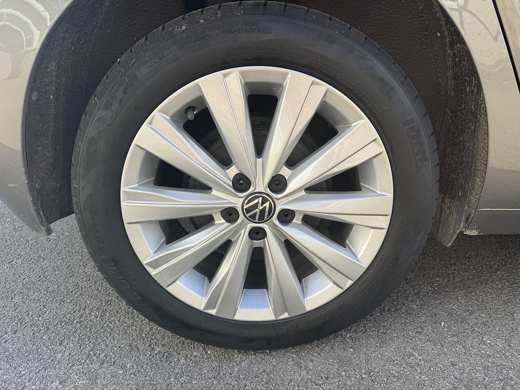 Volkswagen Polo Active Silver #8
