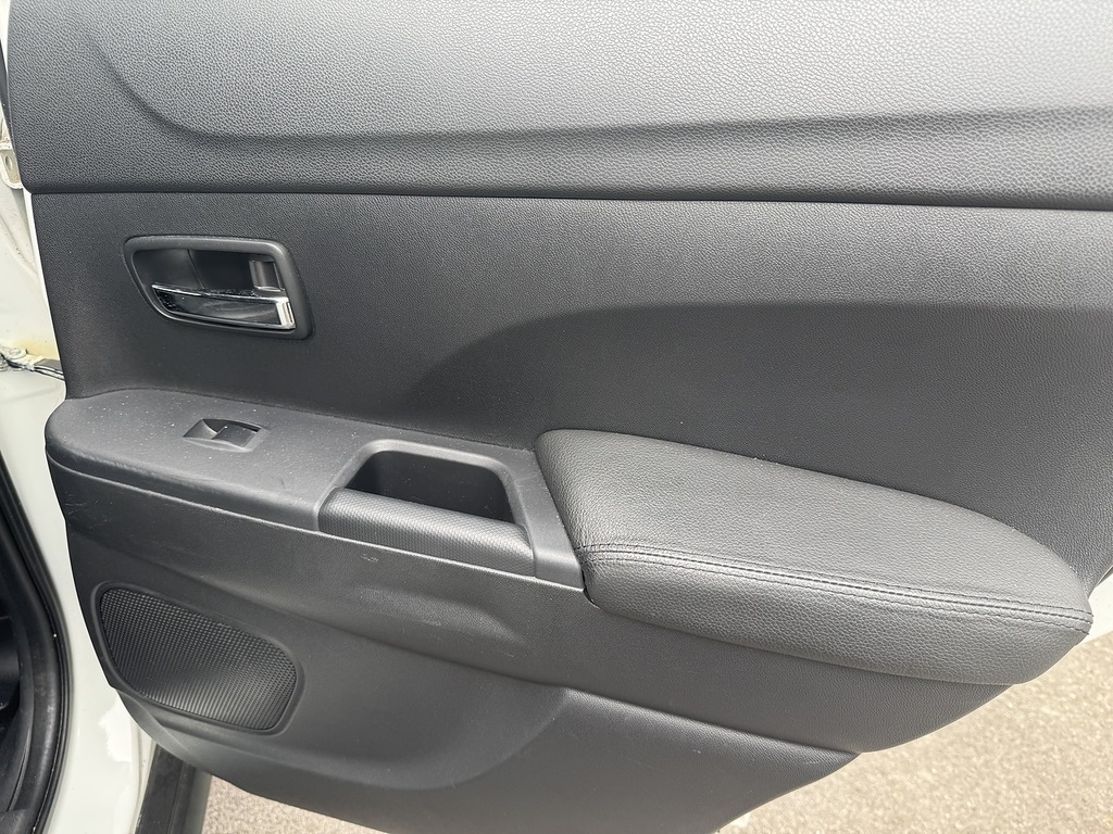 Mitsubishi ASX 1.6L 3 Grey #32