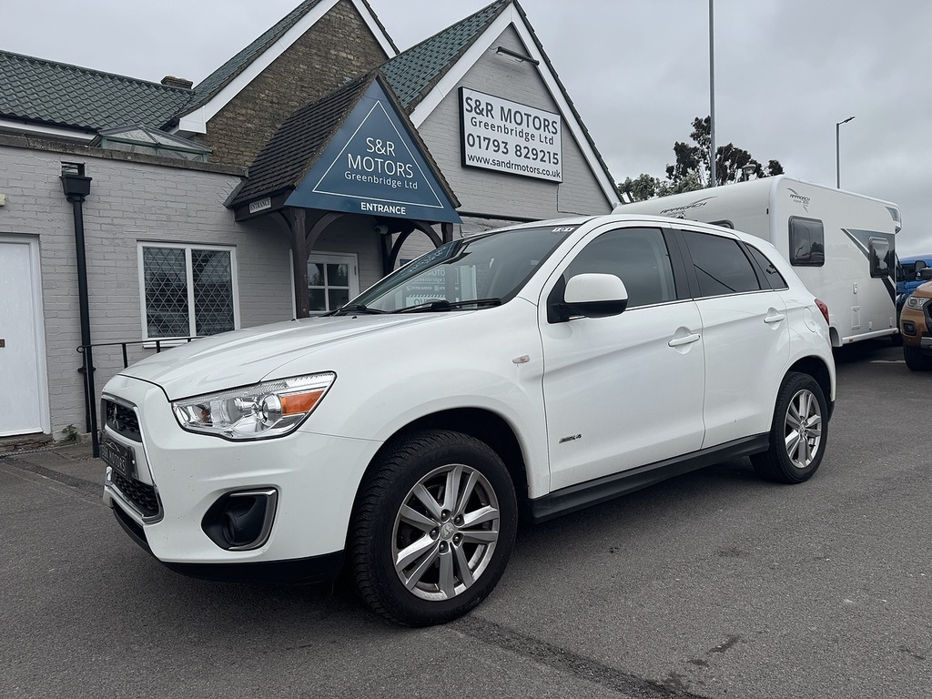 Mitsubishi ASX Di-d 4 White #2