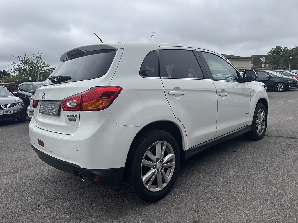 Mitsubishi ASX Di-d 4 White #4