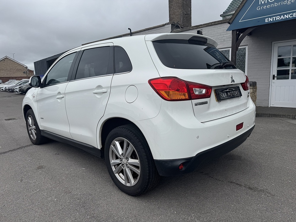 Mitsubishi ASX Di-d 4 White #6