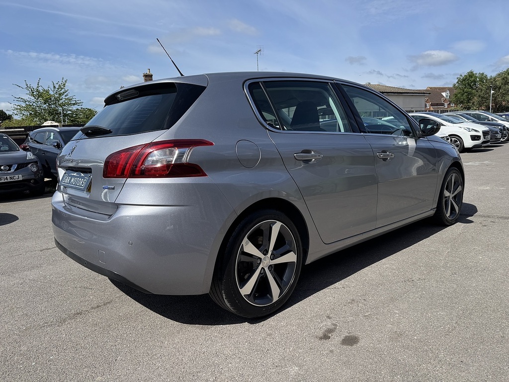Peugeot 308 Puretech Allure Grey #4