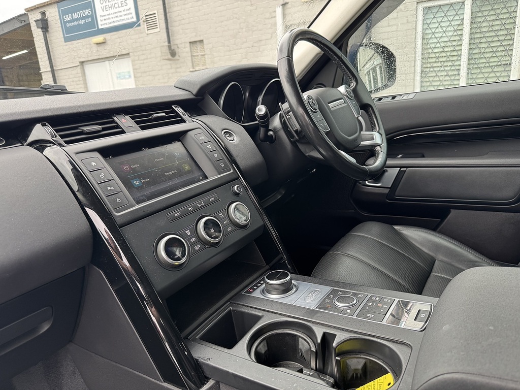 Land Rover Discovery 2.0 Td4 180 Se Tech #26