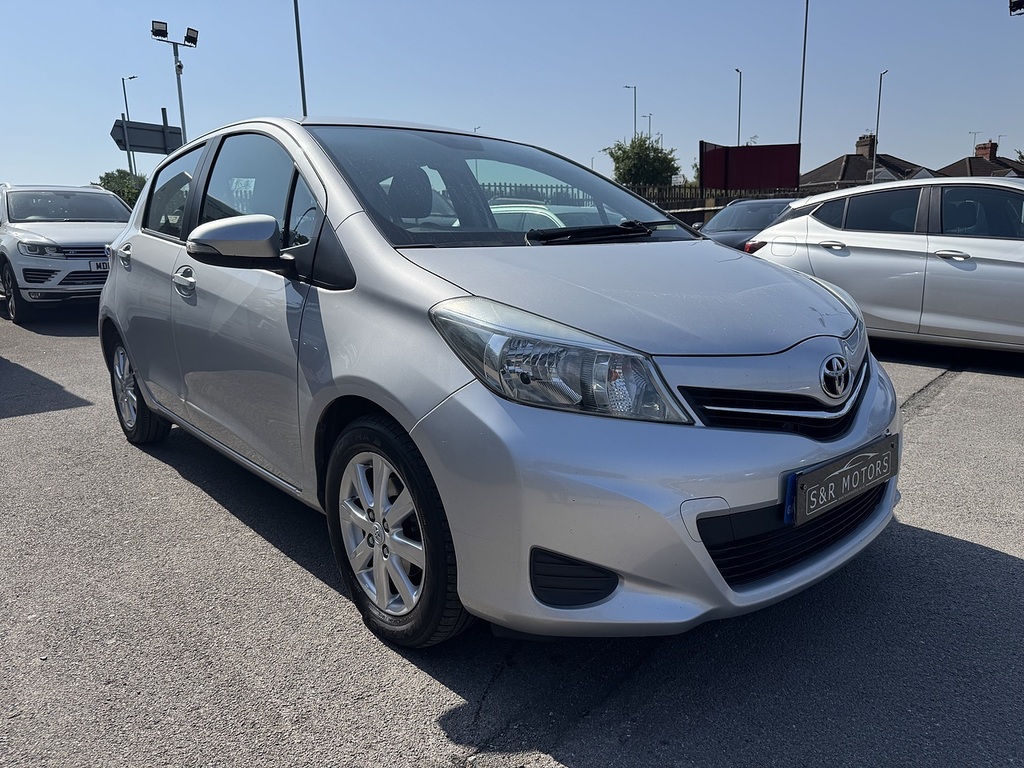 Toyota Yaris Dual Vvt-i Tr Silver #6