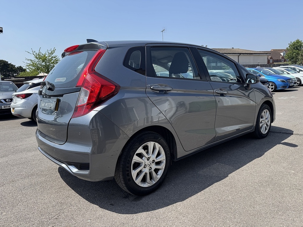 Honda Jazz I-vtec Se Grey #4