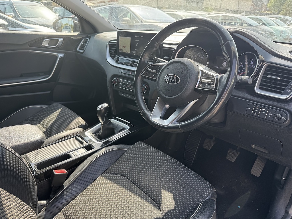 Kia Xceed Xceed 3 Grey #15
