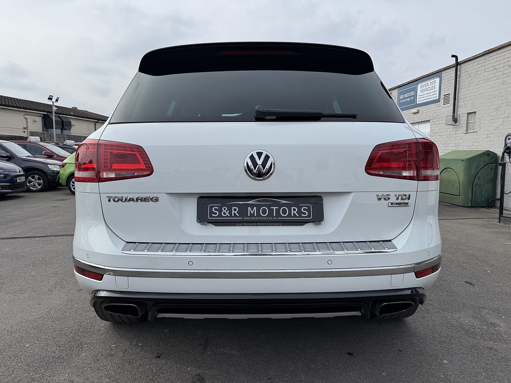 Volkswagen Touareg Tdi V6 Bluemotion Tech R-line White #5