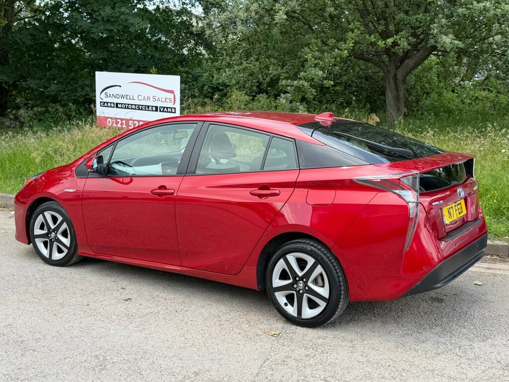 Toyota Prius 1.8 Vvt-h Excel Cvt Euro 6 Ss 15In Alloy Red #3