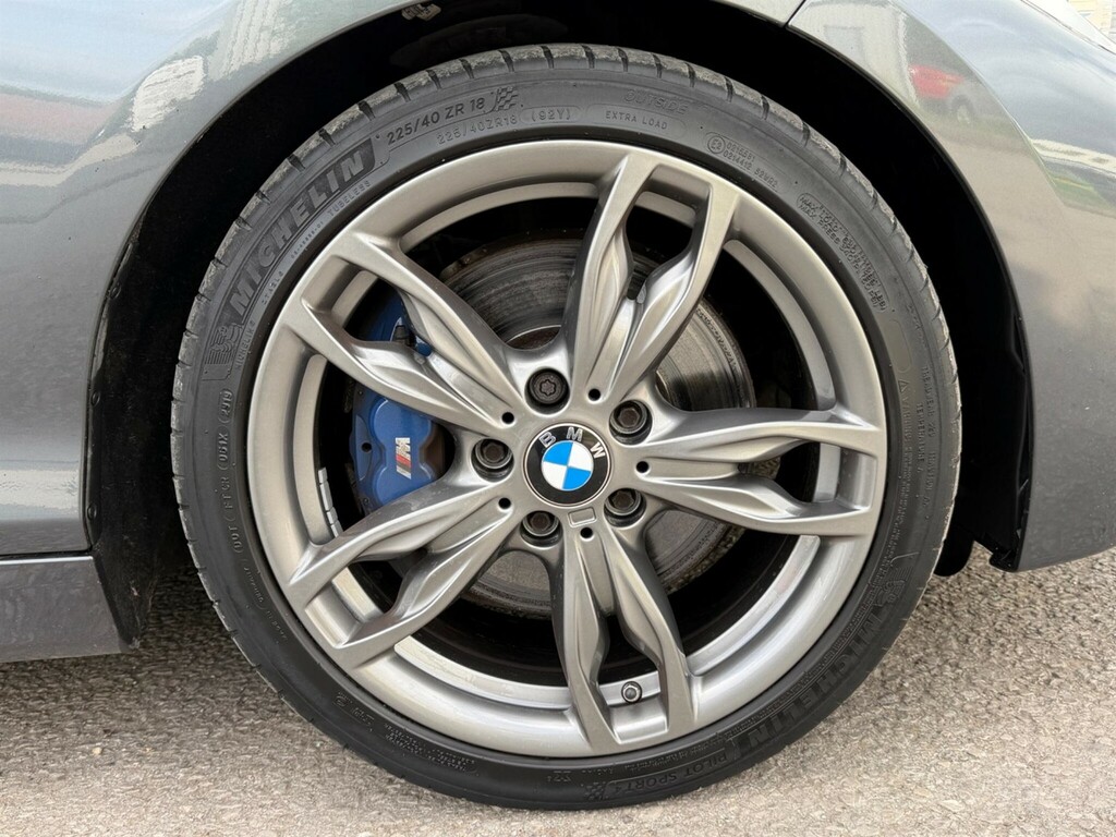 BMW 1 Series Sport Auto Black #21