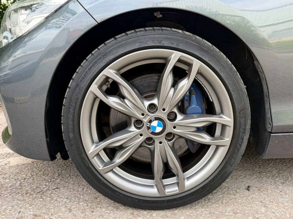 BMW 1 Series Sport Auto Black #22