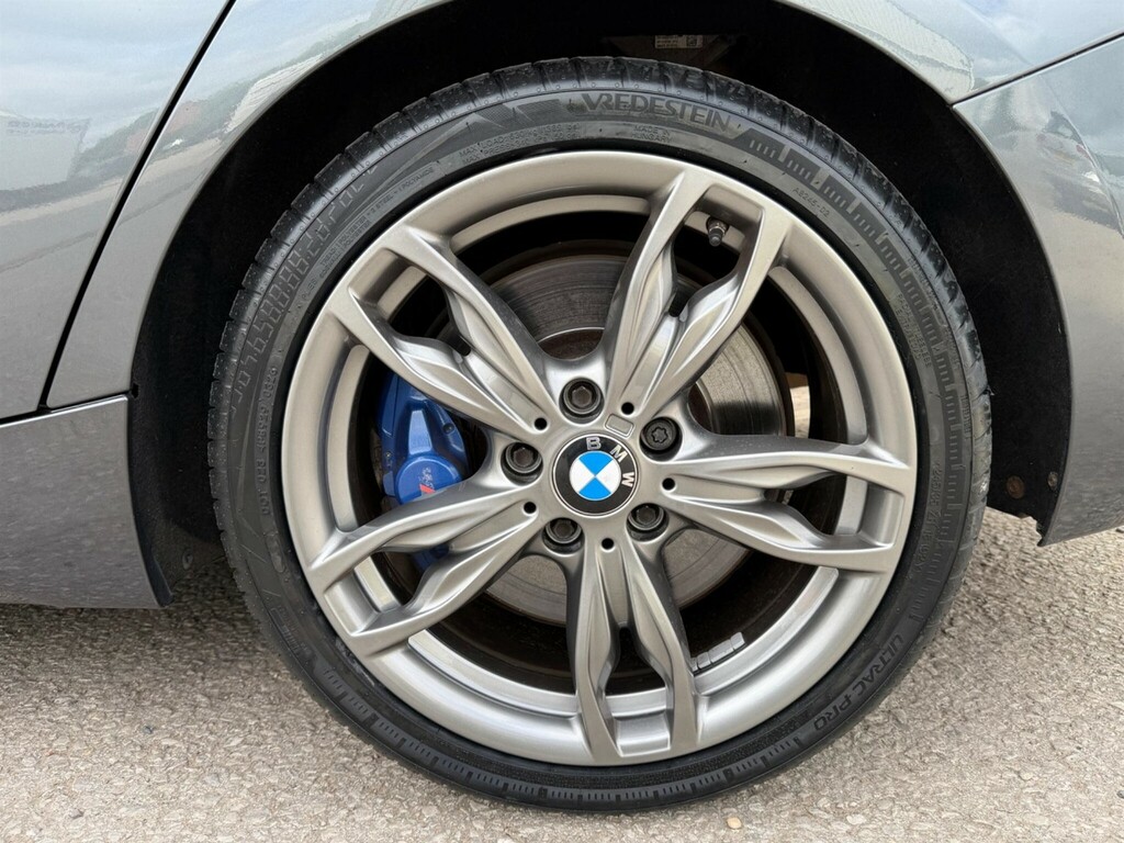 BMW 1 Series Sport Auto Black #24